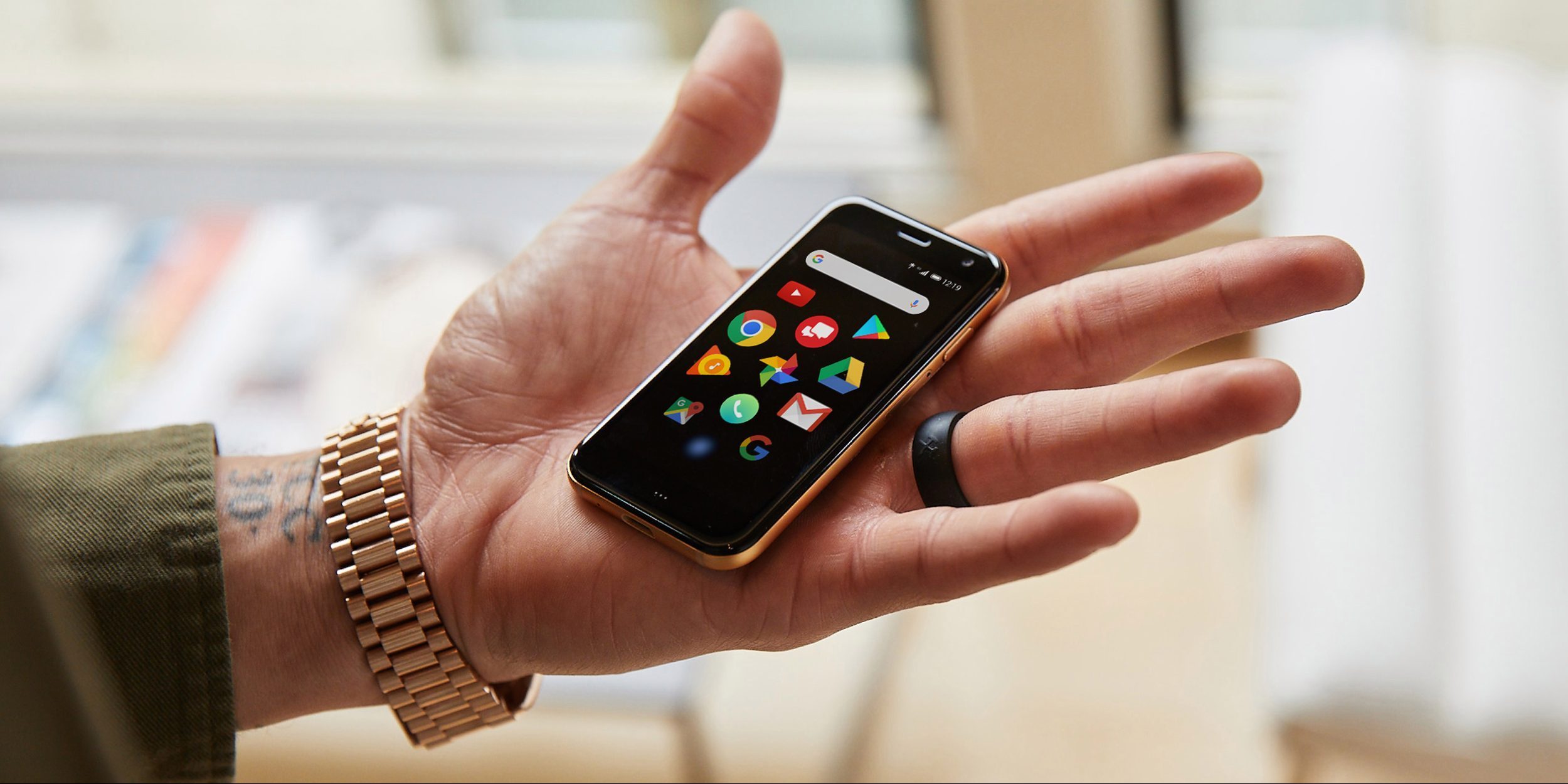 Смартфон Палм. Palm Phone NFC. Смартфоны Palm 2020. Мини смартфон Palm.