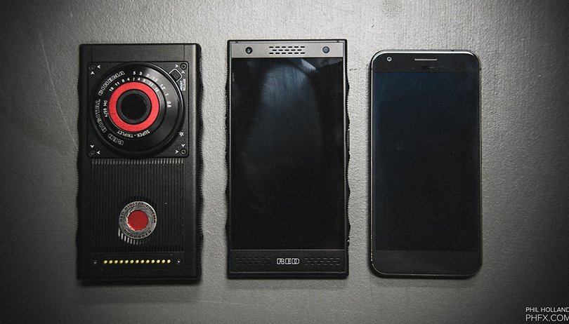 RED ci mostra come sarà fatto il display olografico di Hydrogen One