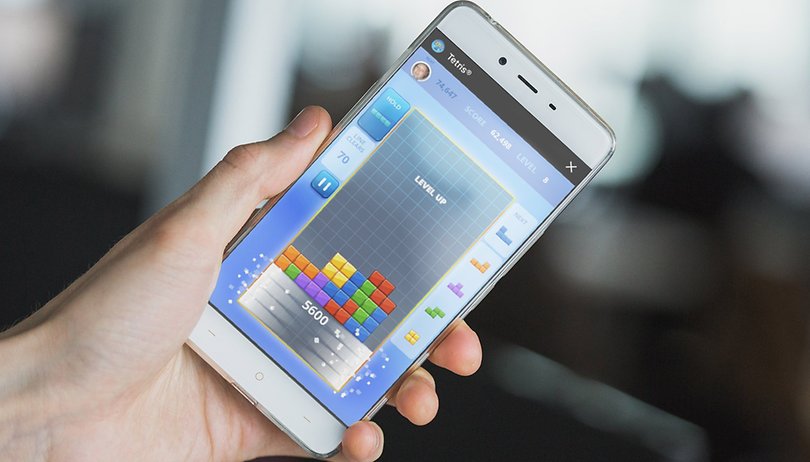 Avete provato Tetris su Facebook Messenger? (addio weekend)
