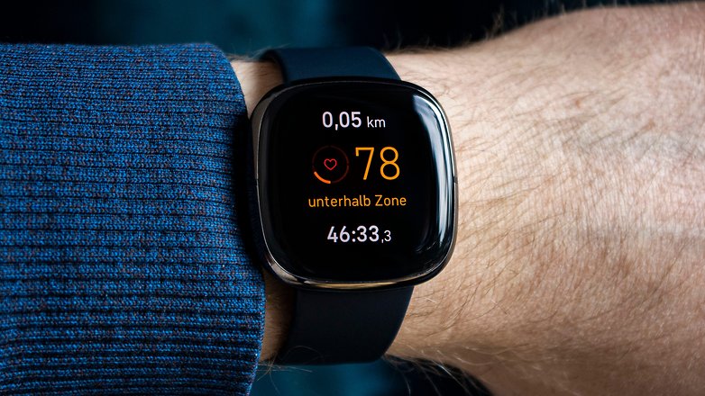 NextPit fitbit sense front heart rate