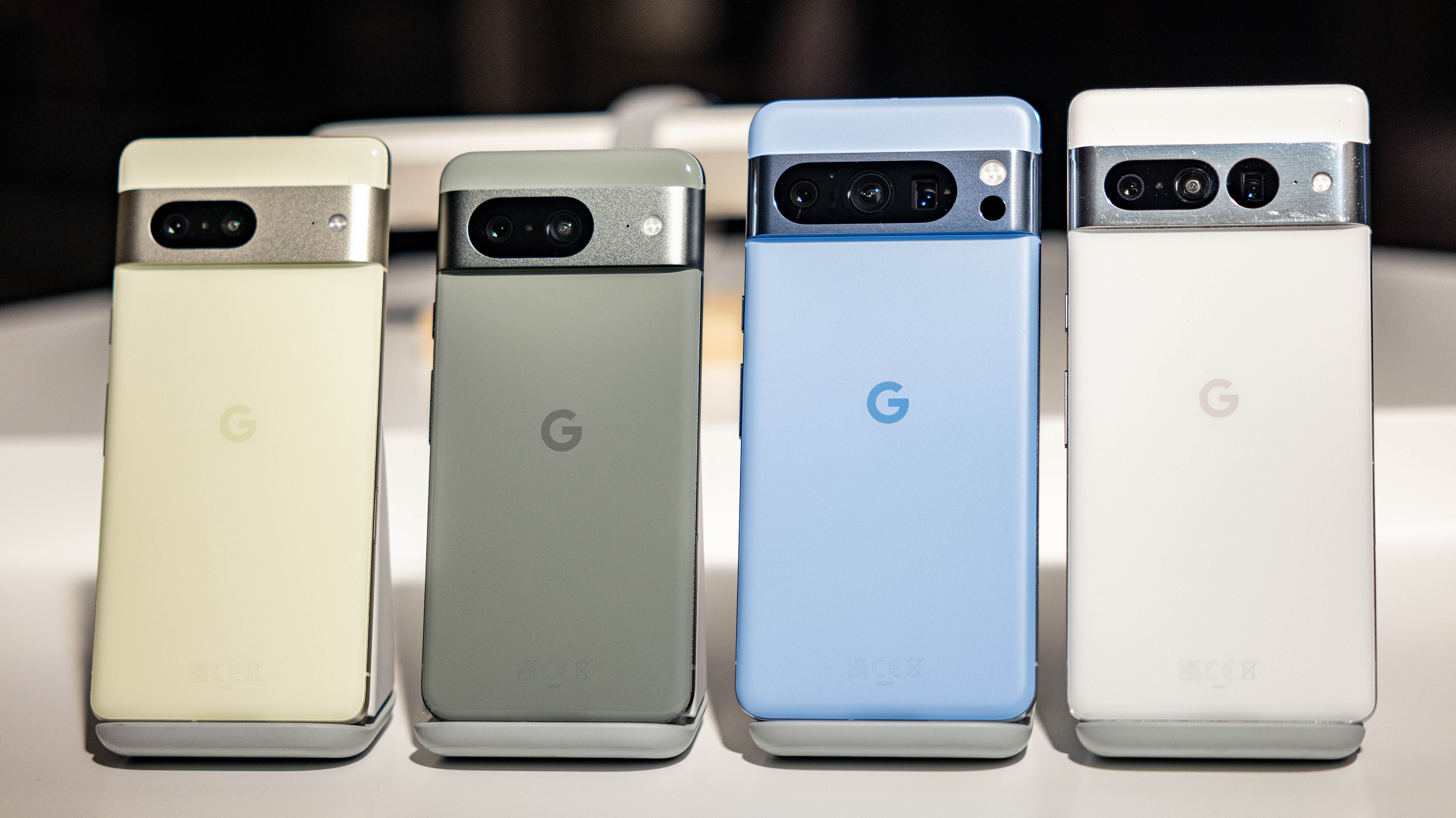Clearance deals take $479 off Google's 256GB Pixel 7 Pro at new low of $520