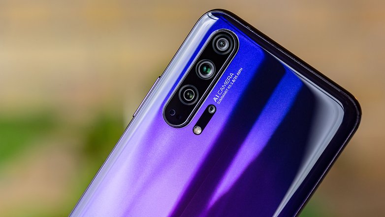 Résultat de recherche d'images pour "honor 20 Pro"