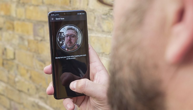 Face ID hin, Fingerabdruck her: Sichere Smartphones gibt es nicht