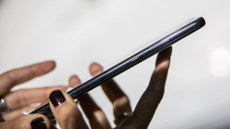 huawei mate 30 side
