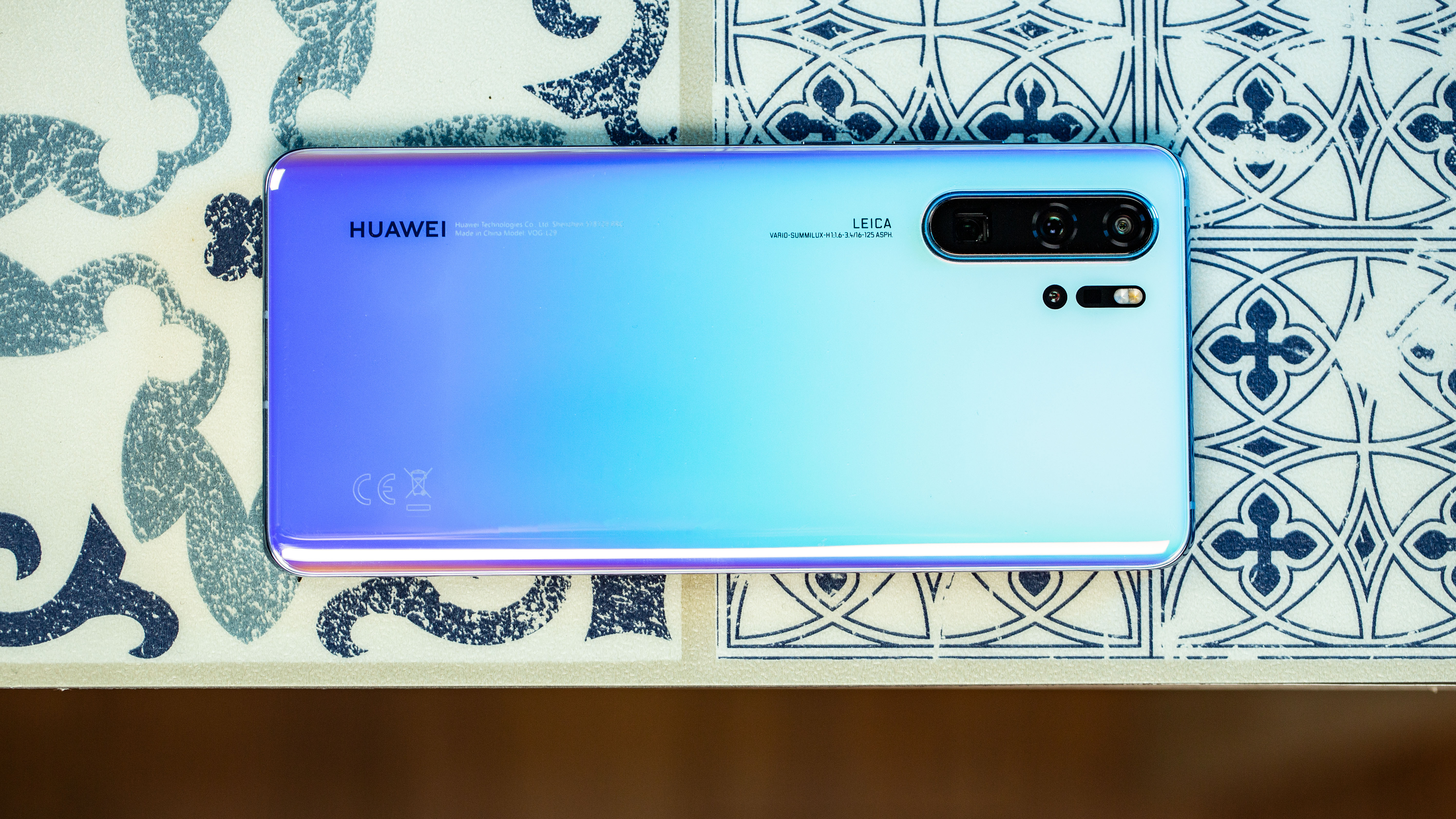 Huawei P30 Pro é o top de linha para quem quer distância da tomada