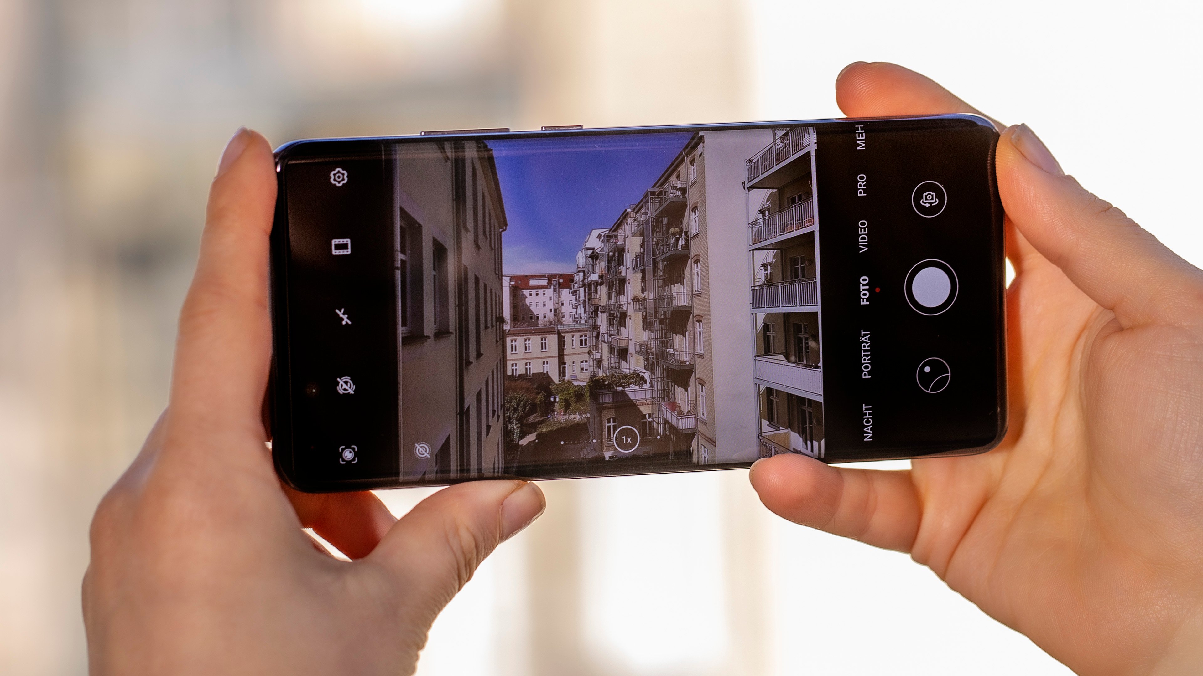 تستخدم Huawei صور DSLR للترويج لكاميرا الهاتف الذكي 102