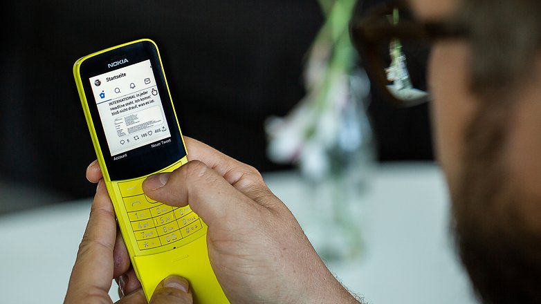 AndroidPIT-nokia-8110-twitter-w782 نگاهی به نسل جدید گوشی ساده نوکیا 8110: به بیست سال پیش سفر کنید!  