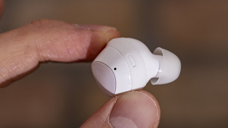 AndroidPIT samsung galaxy buds plus body