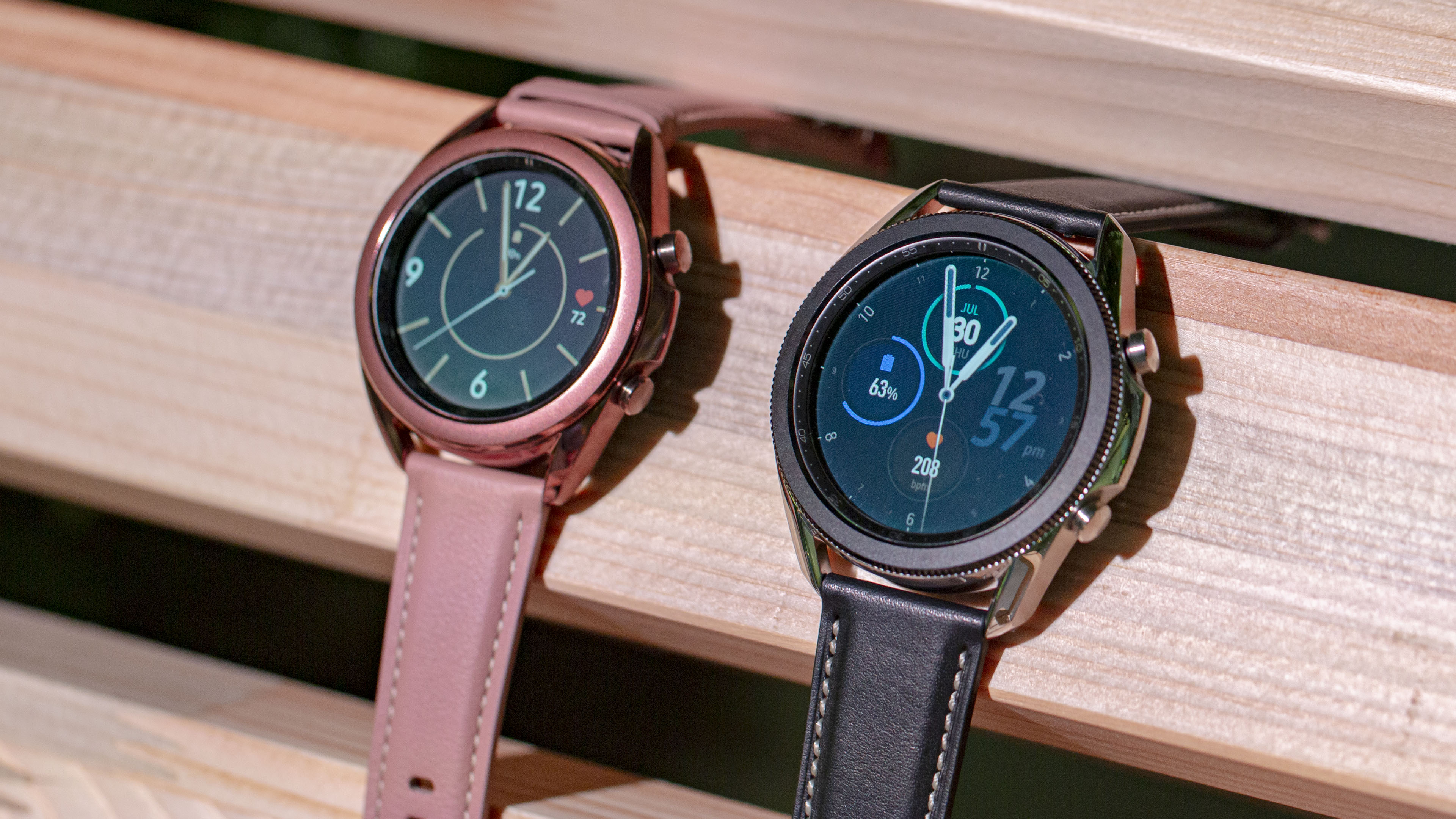 La Samsung Galaxy Watch 4 Classic se montre en images avec un