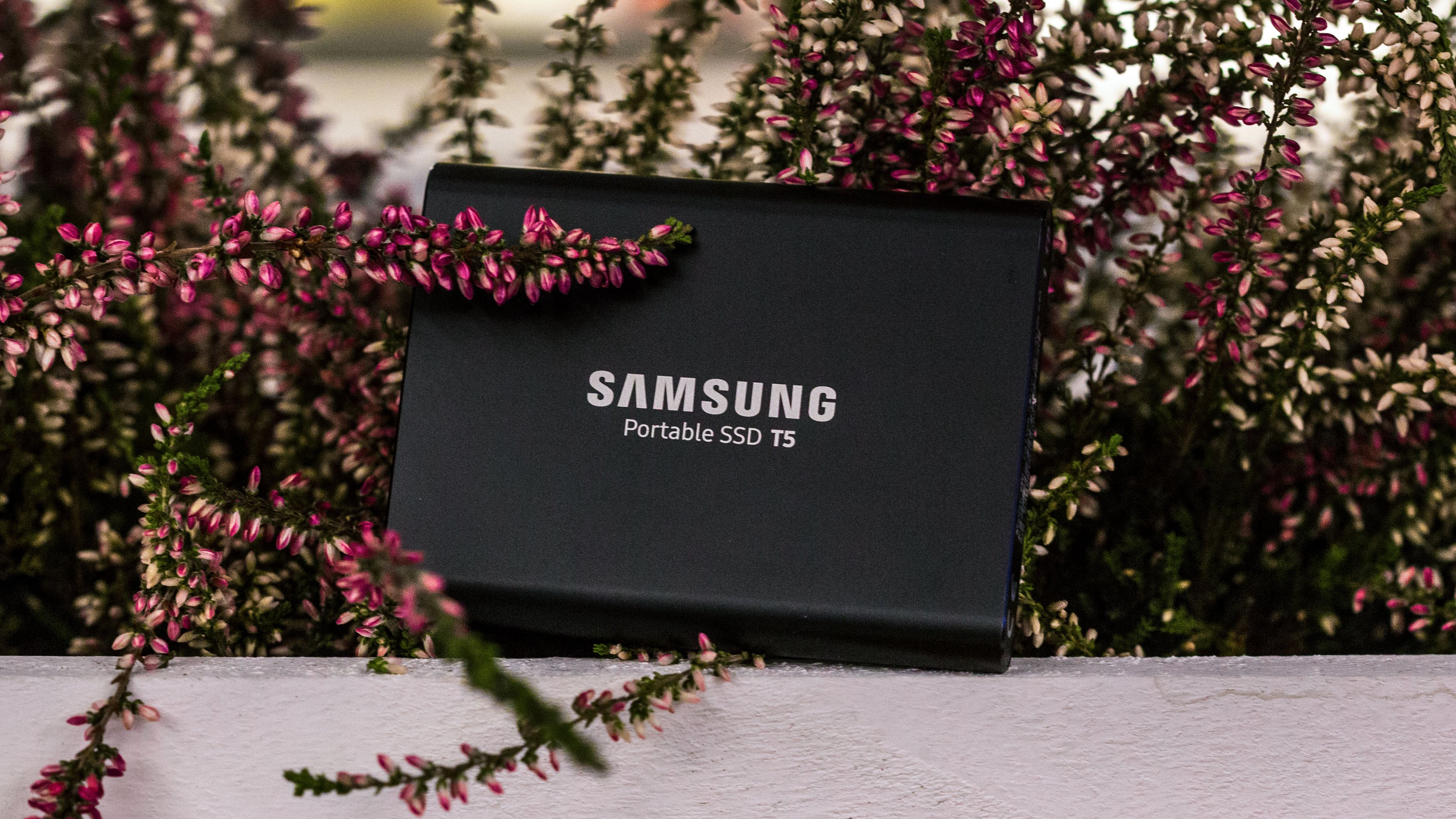 How to connect a Samsung T5 SSD to an Android Phone