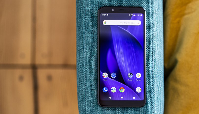 The Sharp Aquos V is a high-end smartphone from a time capsule