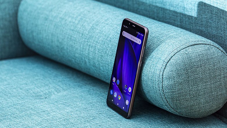 AndroidPIT Sharp C20 Side