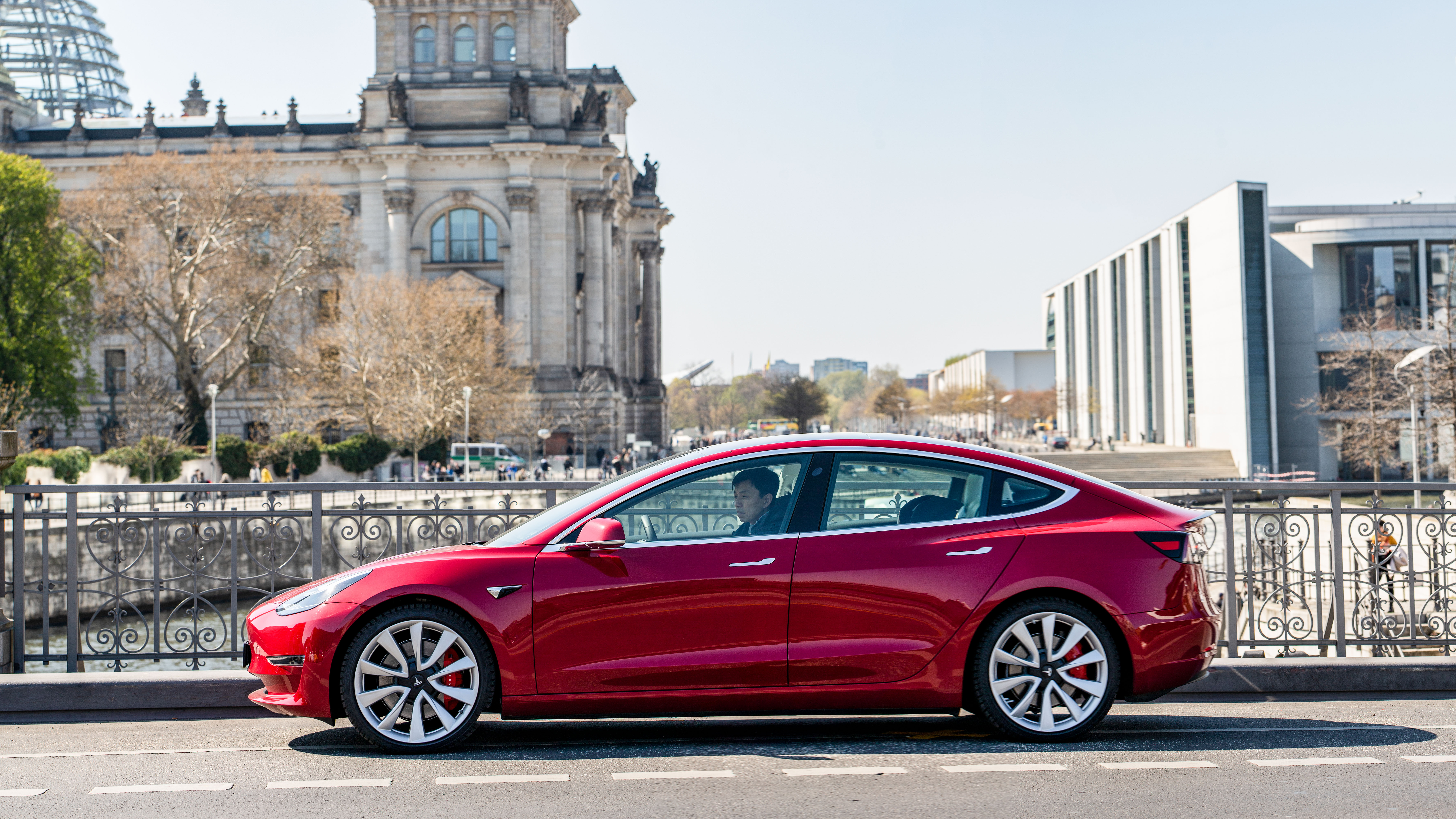Tesla Model 3 im Test – so schlägt sich das Elektroauto im Alltag