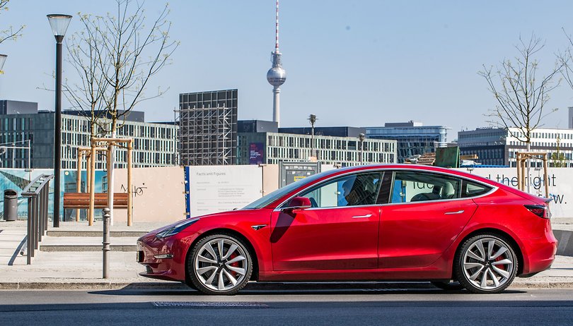 Panasonic alerts Tesla about a shortage of batteries for Model Y