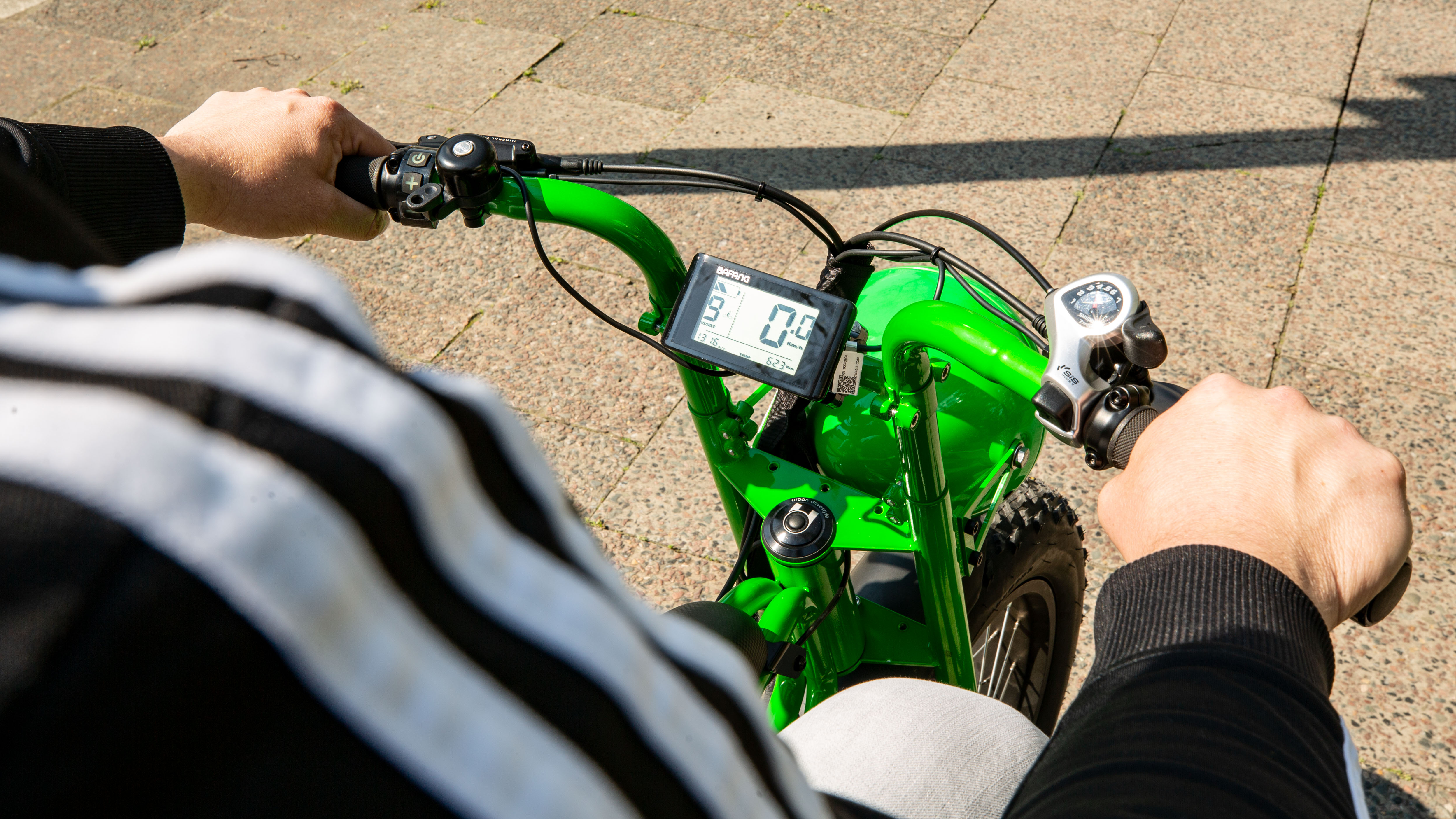 unimoke review