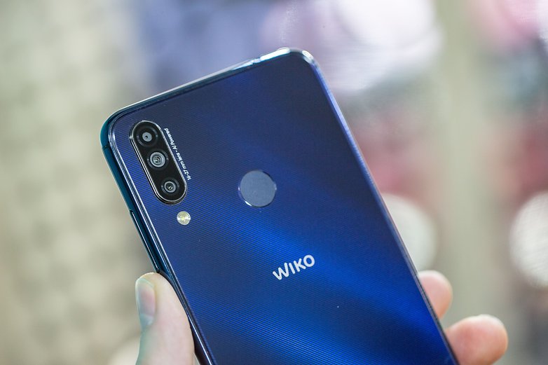 AndroidPIT wiko view 3 back
