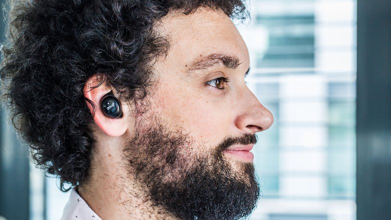 AndroidPIT zolo liberty earbuds in ear