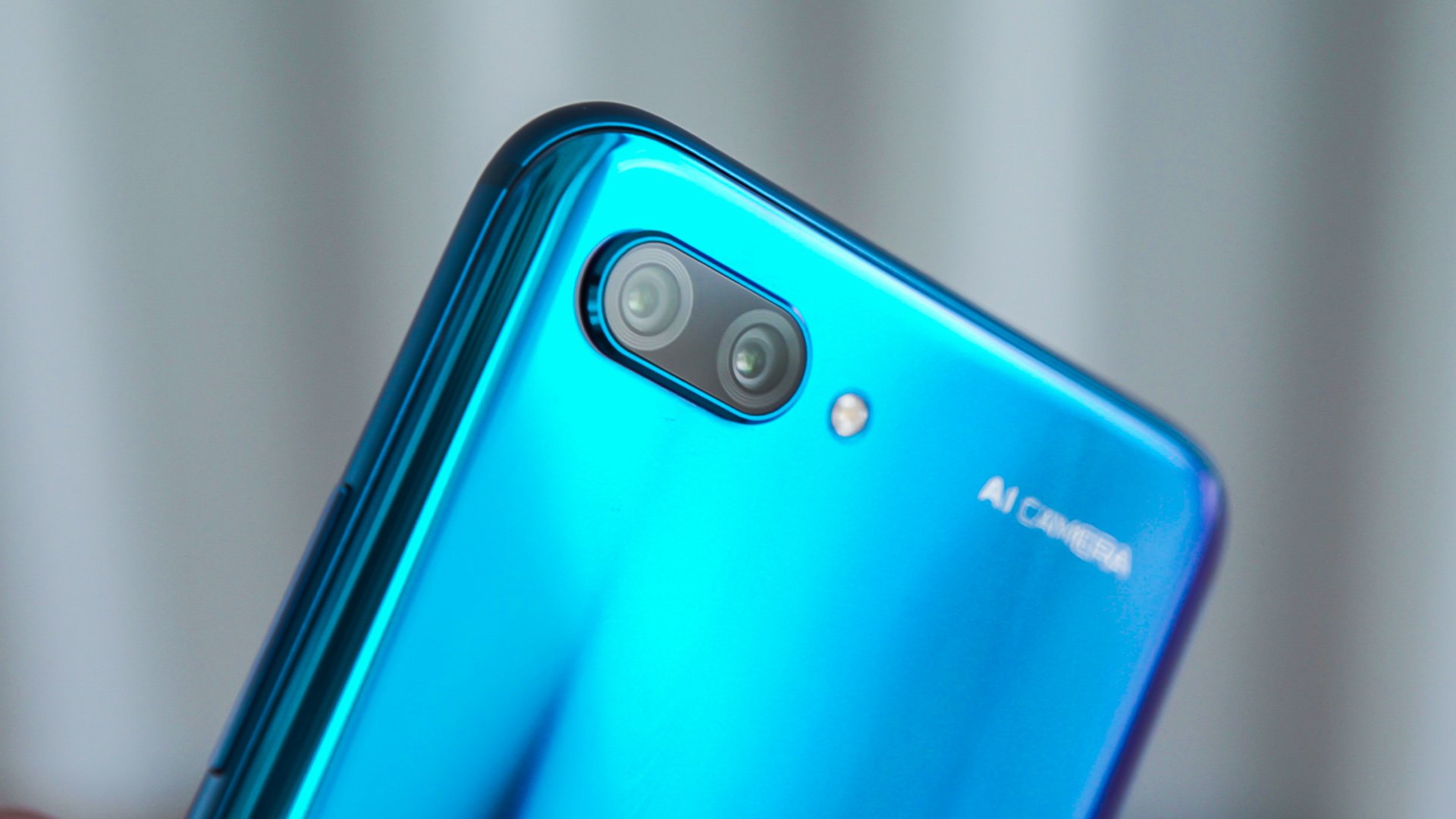 Honor 10 face id есть или нет