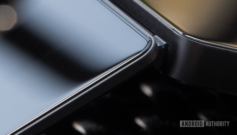 ZTE bringt klappbares Smartphone Axon M nach Europa