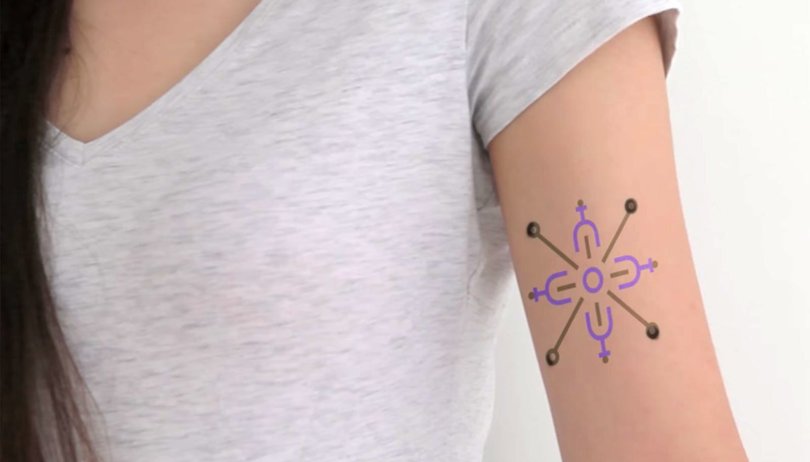 Ciencia y estilo: tatuajes que controlan tu salud