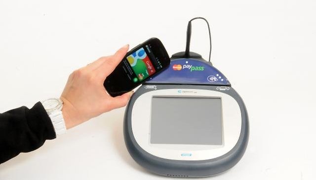 El director de HTC, Peter Chou, afirma que en el 2015 habrá 500 millones smartphones con NFC