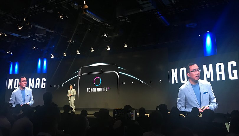 Honor Magic 2 é lançado com três câmeras atrás e na frente