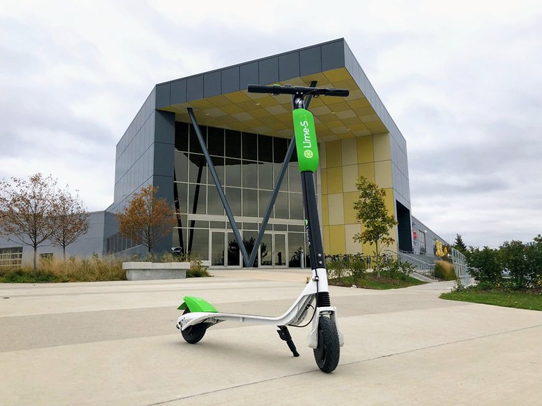 The Lime S Generation 3 Scooter Makes Headway Down The Wrong Road Androidpit