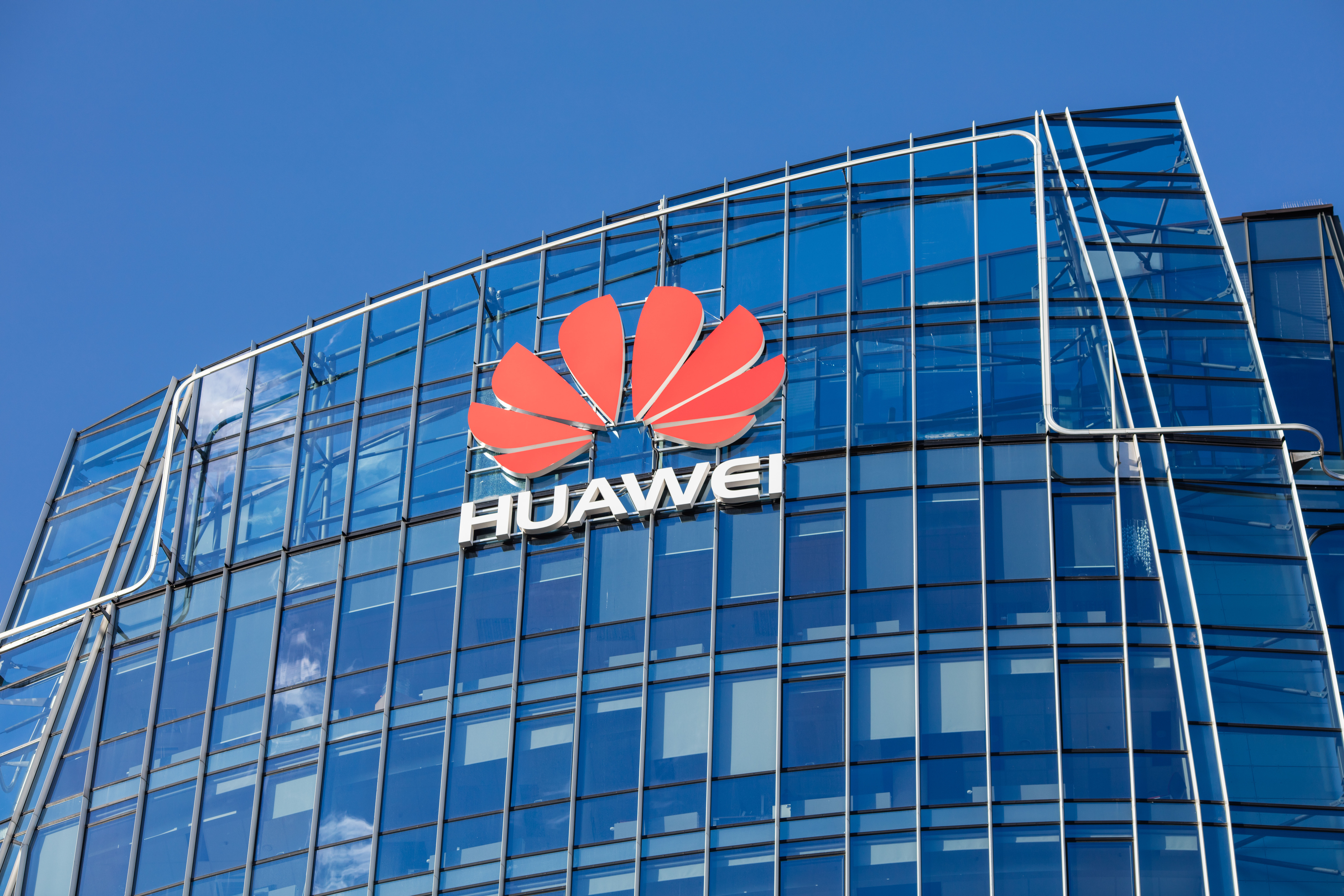 Huawei Claims Us Constitution Violated By Trade Ban Androidpit 