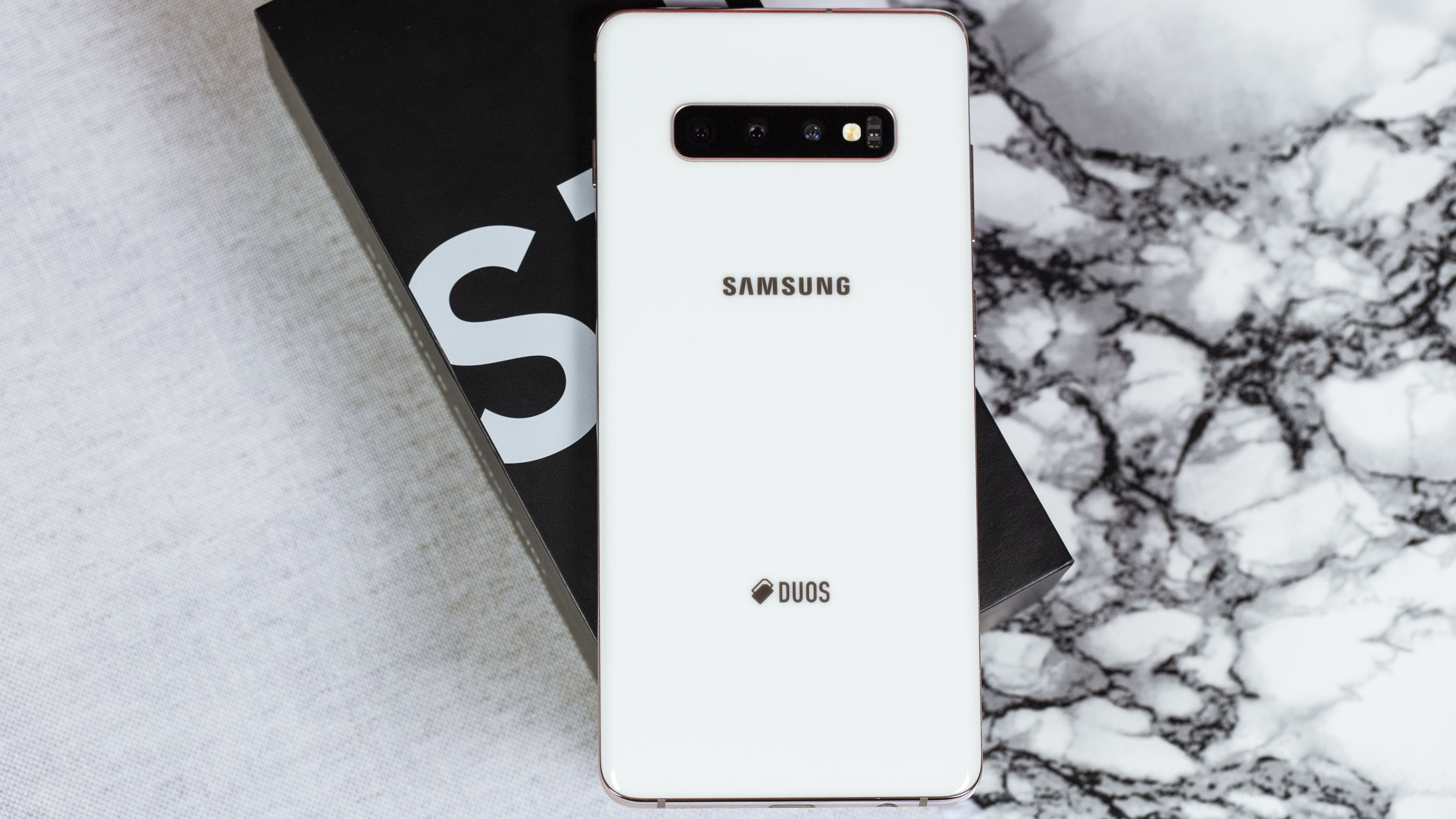 Samsung Galaxy S10 Review A Flagship With Few Compromises