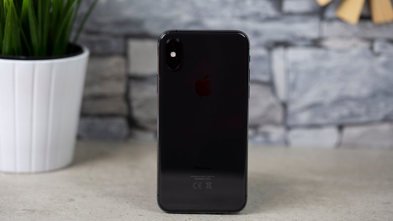 iPhone xs 02
