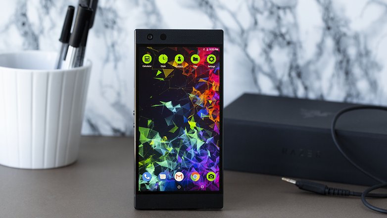 Razer Phone 2 01
