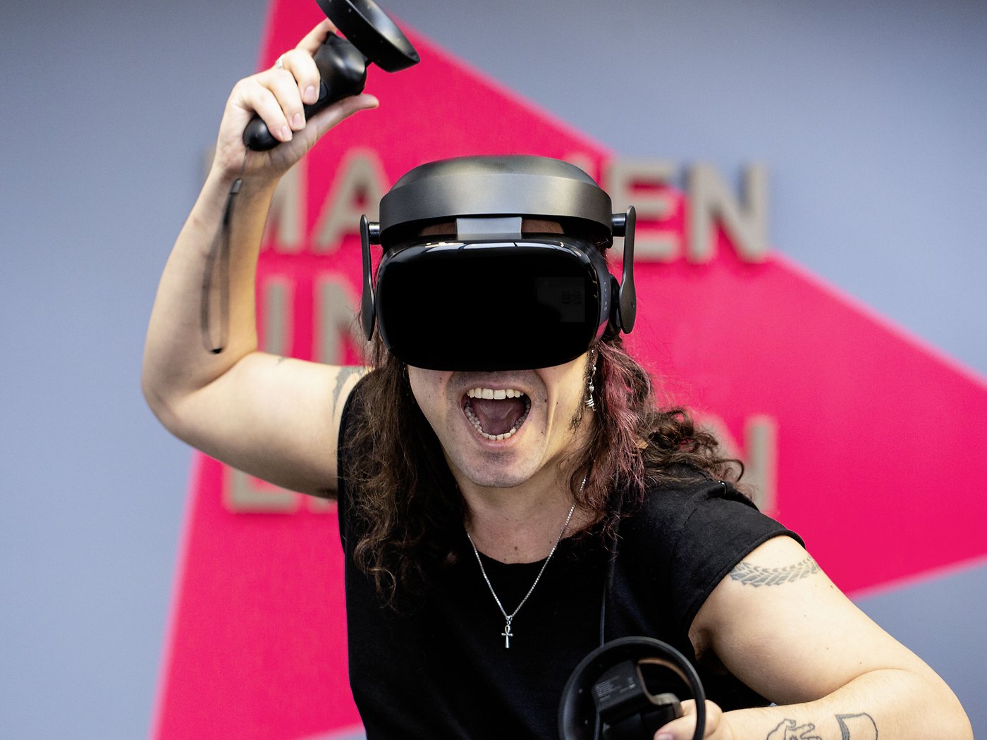 Samsung Odyssey+ insider's VR headset | NextPit