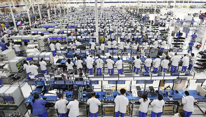 Apple vuelve loca a la industria: Foxconn reduce los costes