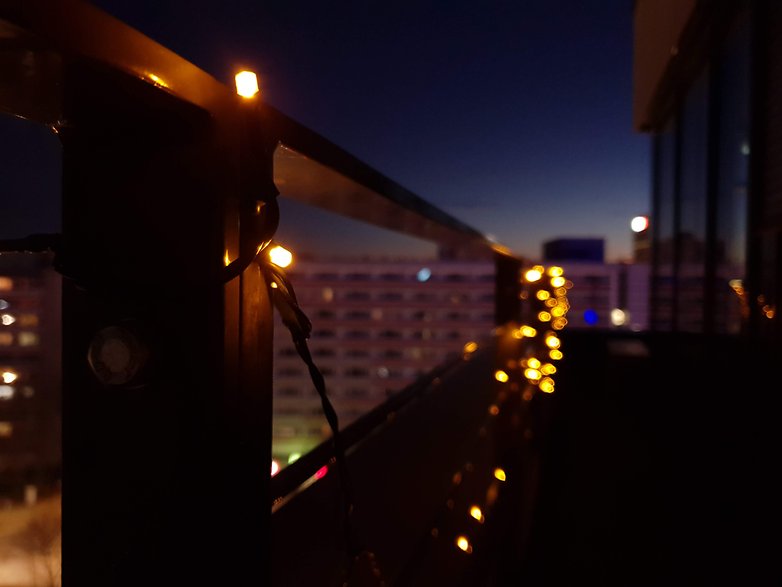 samsung galaxy s10 camera test bokeh night