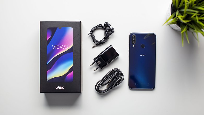 AndroidPIT Wiko View 3 Box Content