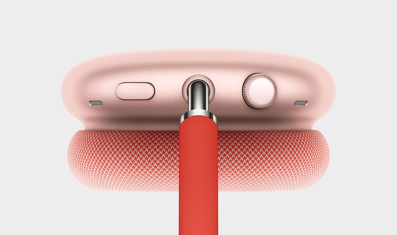 AirPods Max: Apple, we need to talk about this expensive bra | NextPit