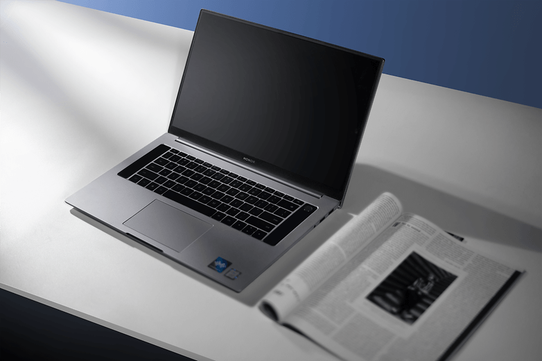 HONOR MagicBook Pro 02