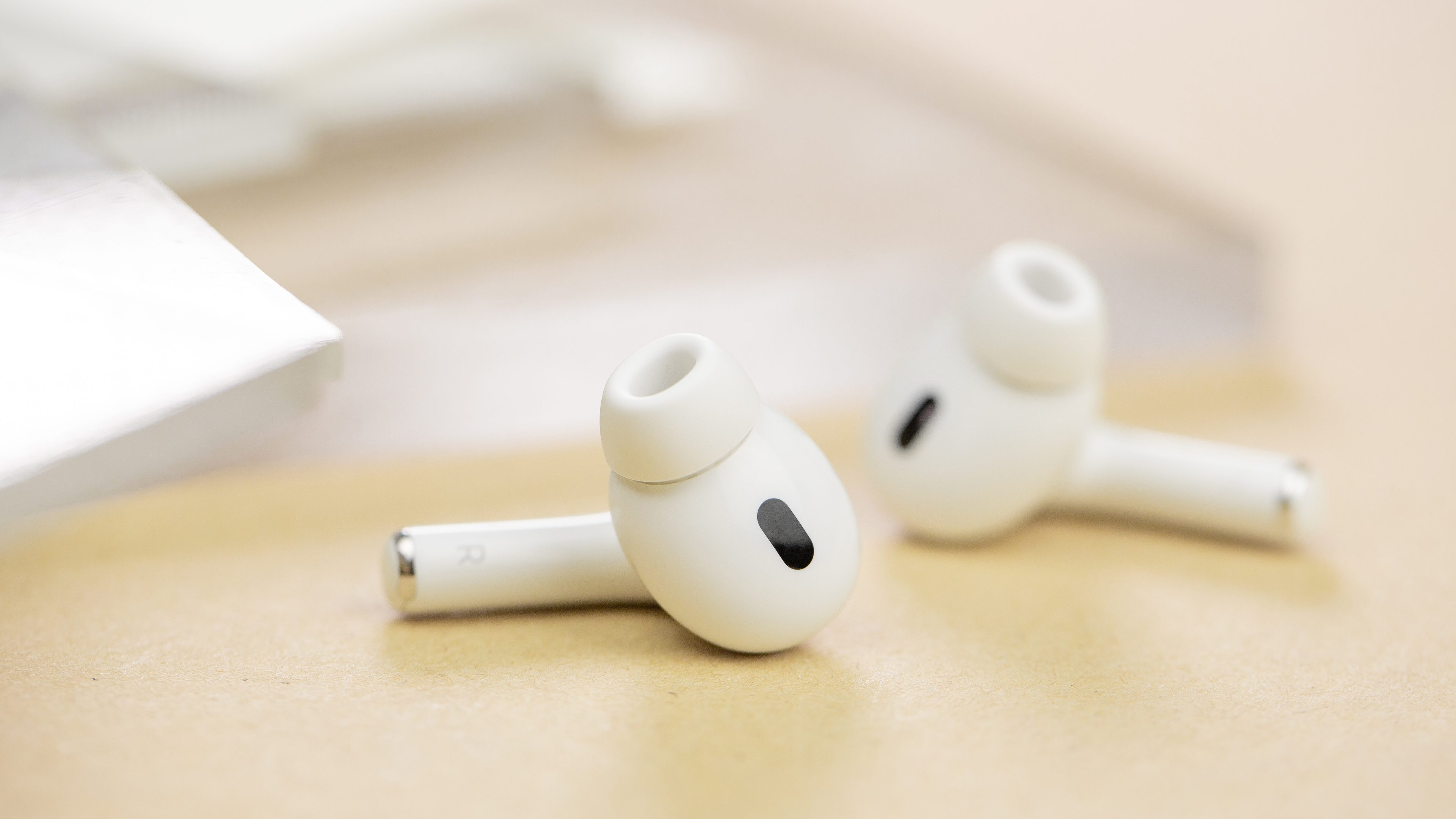 Soldes Apple AirPods Max argent 2024 au meilleur prix sur