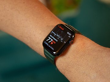 Comment contr&ocirc;ler votre Apple Watch sans les mains?