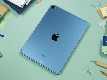 Apple's iPad Air 5th Gen Makes a Wise Buy for $200 Less