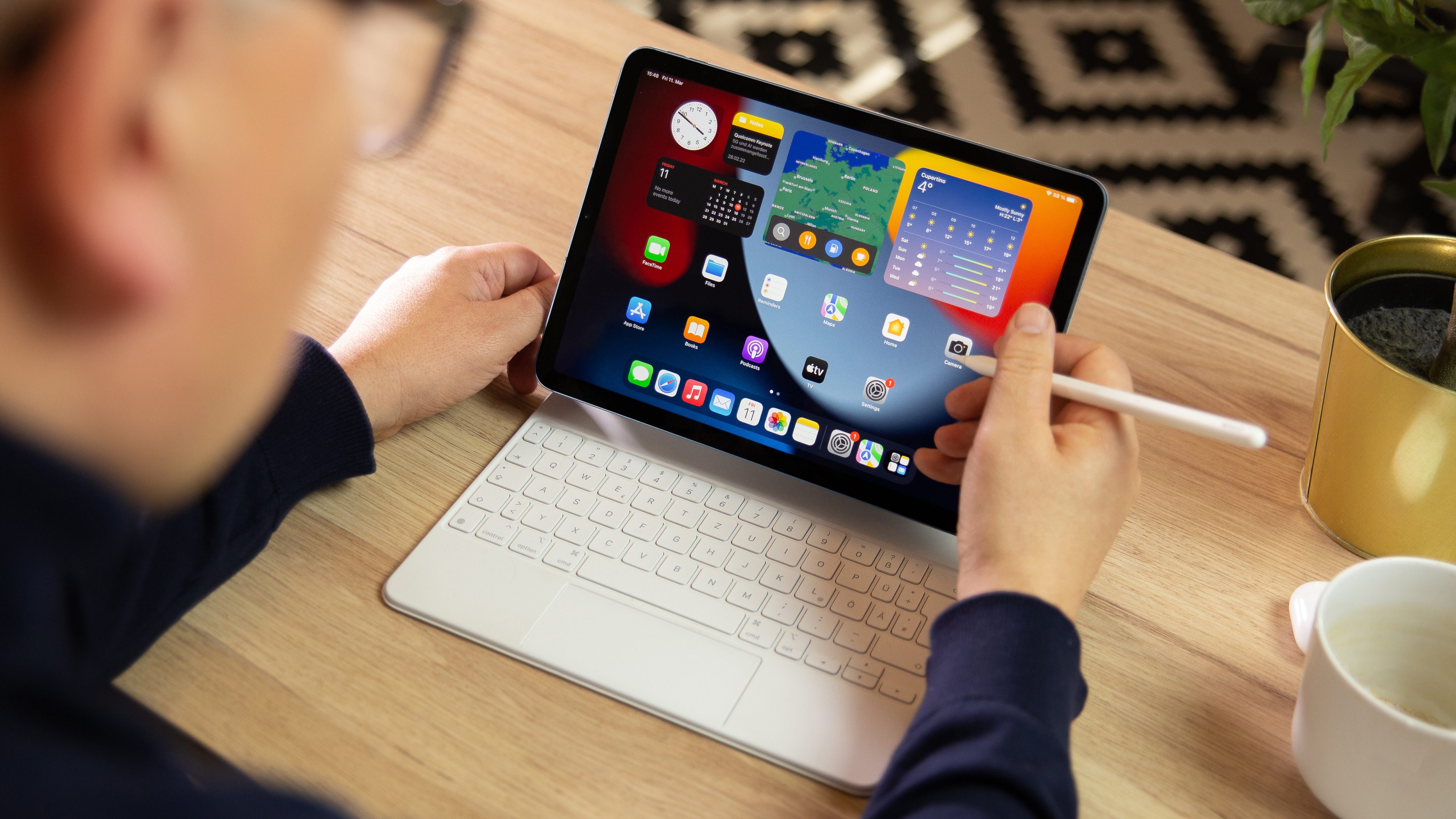 Apple’s iPad Air 5 (2022) is on Sale with 0 Off