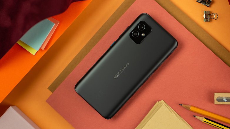 NextPIT Asus Zenfone 8