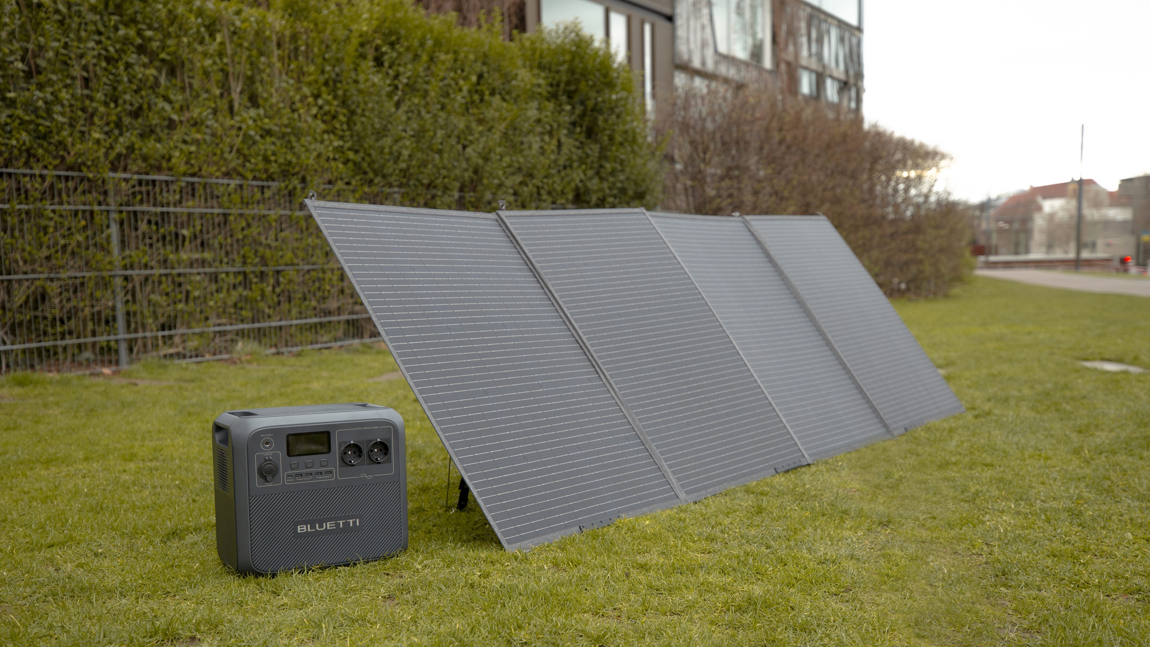 BLUETTI AC180 Solar Portable Power Station | 1,800W 1,152Wh