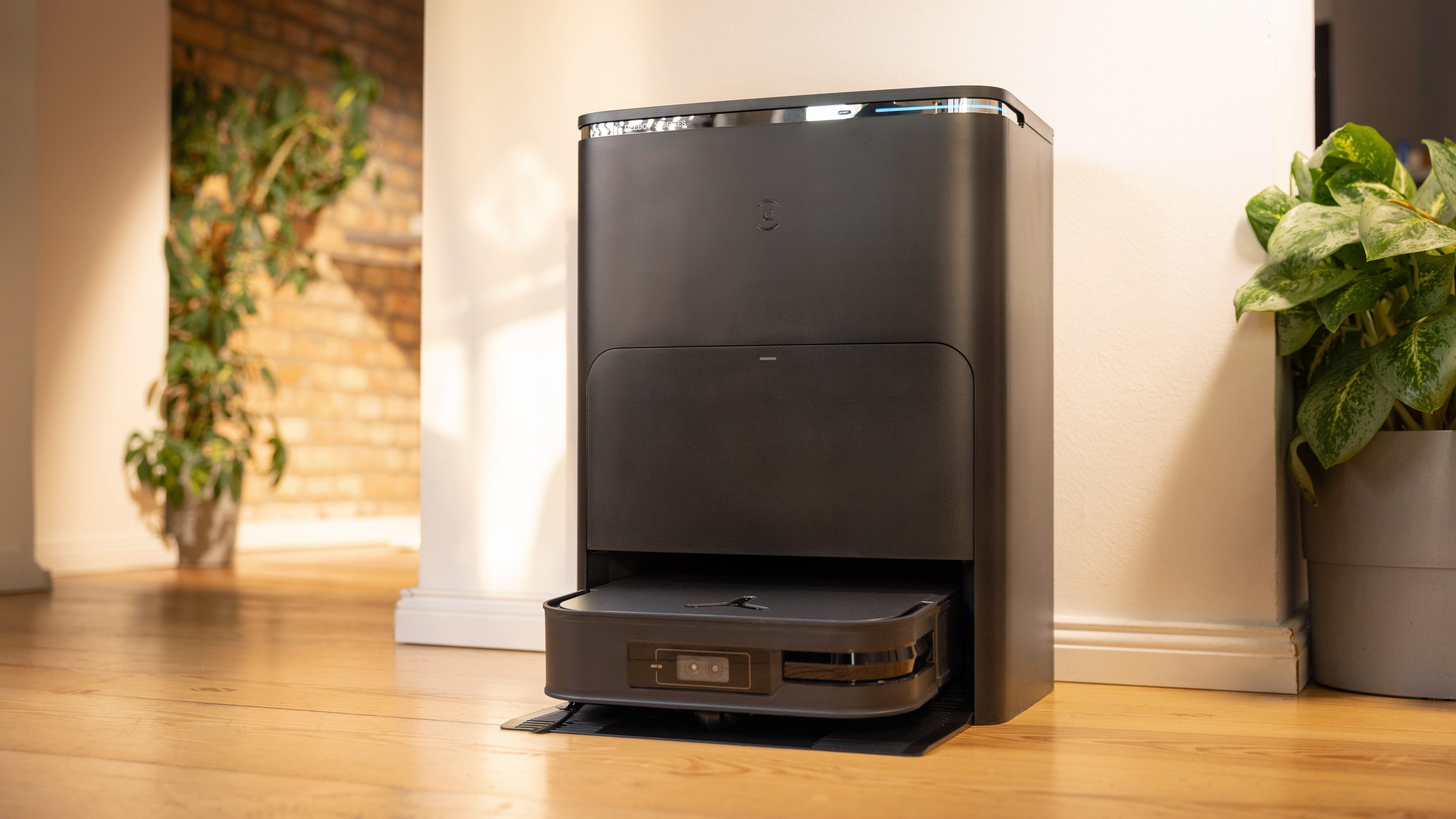 ECOVACS DEEBOT T20 OMNI dans le test : L'aide au nettoyage presque