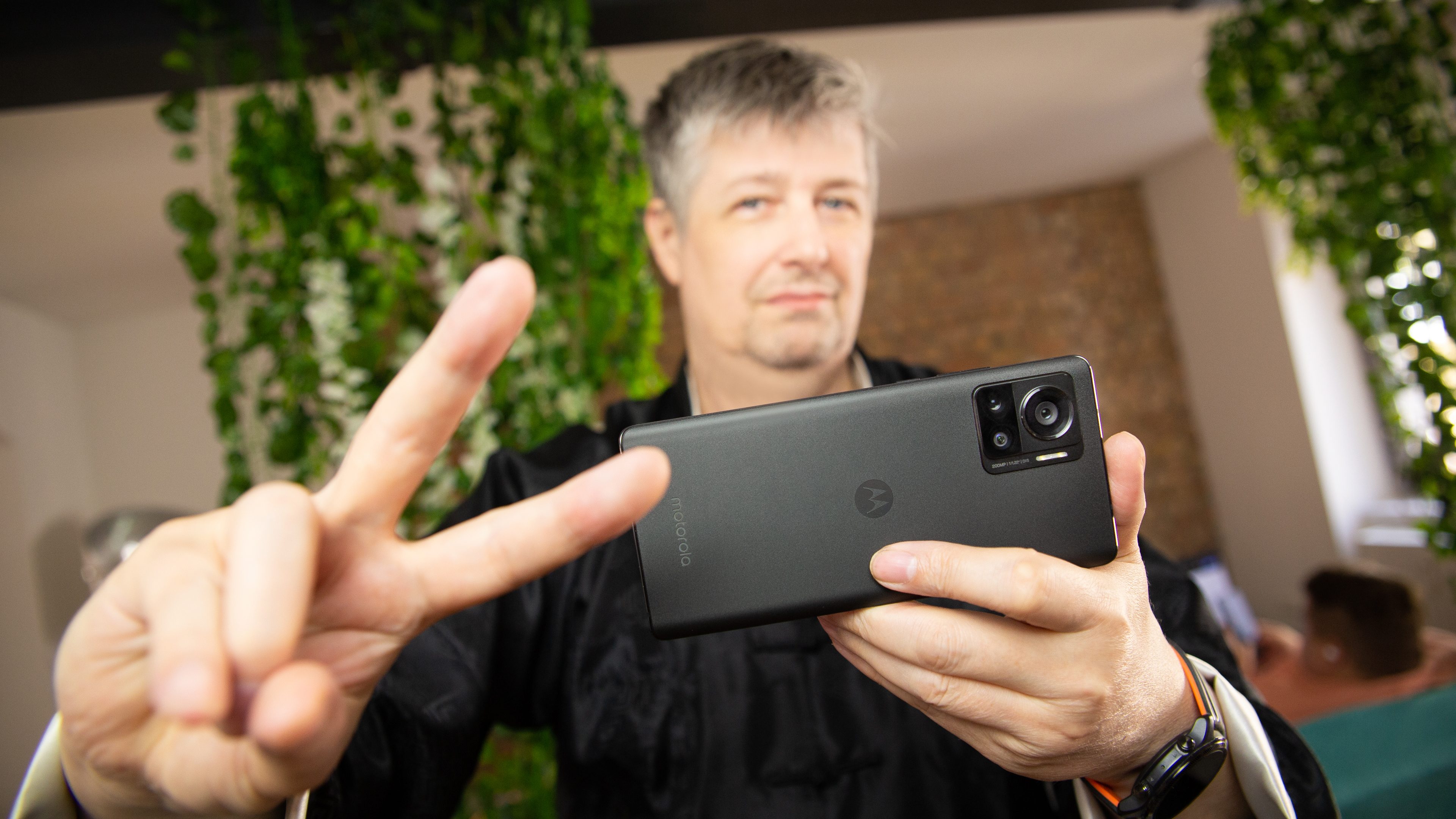 Motorola Edge 30 Ultra review: First 200 MP camera fails to make