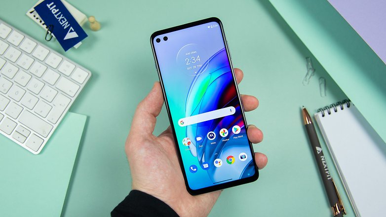 NextPit Motorola Moto G100 Display