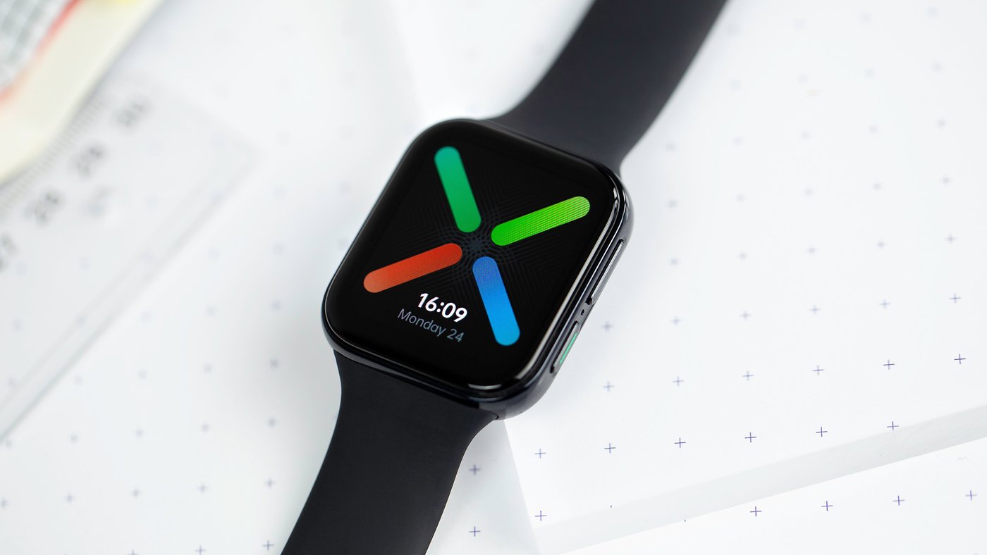 Oppo Watch Review: Looks like Apple, ticks like Google -   Reviews