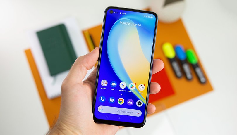 Review do Realme 7: plástico em excesso prejudica um smart fantástico