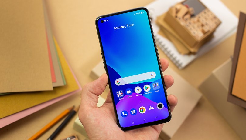 Handy + Watch + Earbuds für 4,95 €: Realme-Hammer in günstigen Handyverträgen