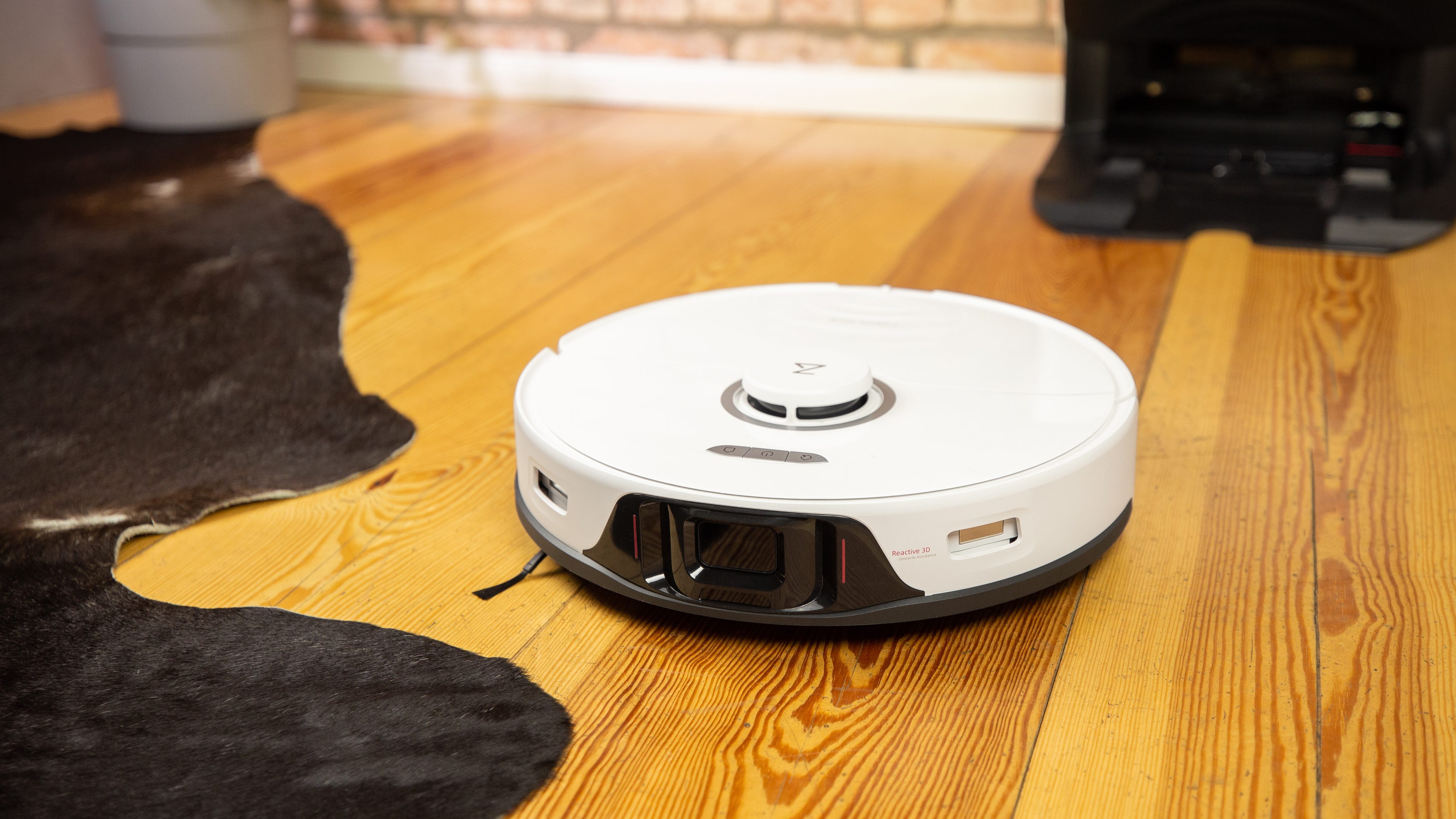 Get 0-off on the Roborock S8 Pro Ultra All-in-one Robot Cleaner